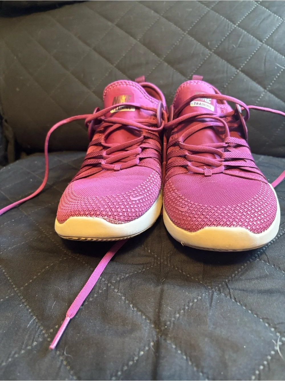 Nike Women's Size 8 Athletic Running Shoes in Magenta